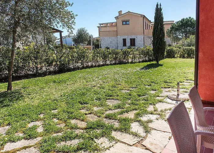 M347 - Marcelli, Comodo Trilocale Nuovo Con Piscina E Giardino
