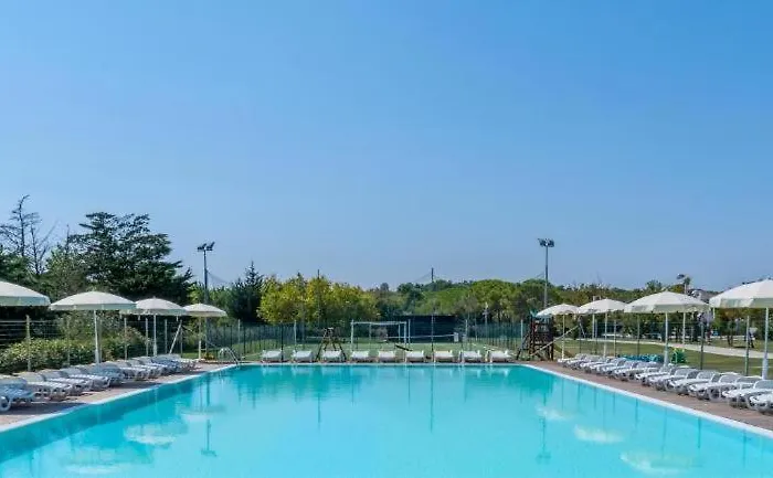 M347 - Marcelli, Comodo Trilocale Nuovo Con Piscina E Giardino 아파트 마르첼리